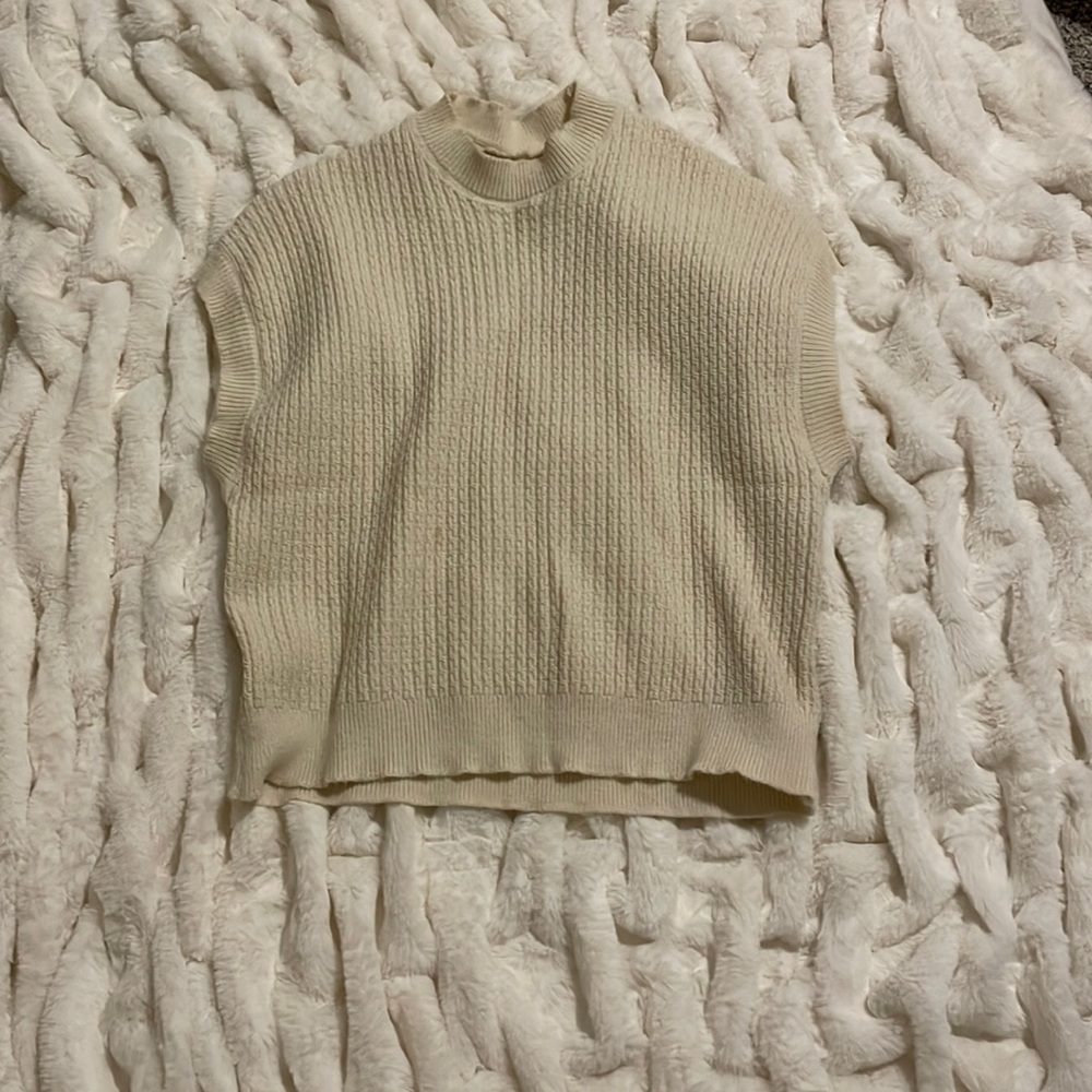 Cream Knit Sweater Vest NO BRAND TAG